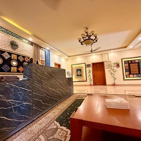 Blue Moon Residency Jinnah Super Islamabad Exterior photo